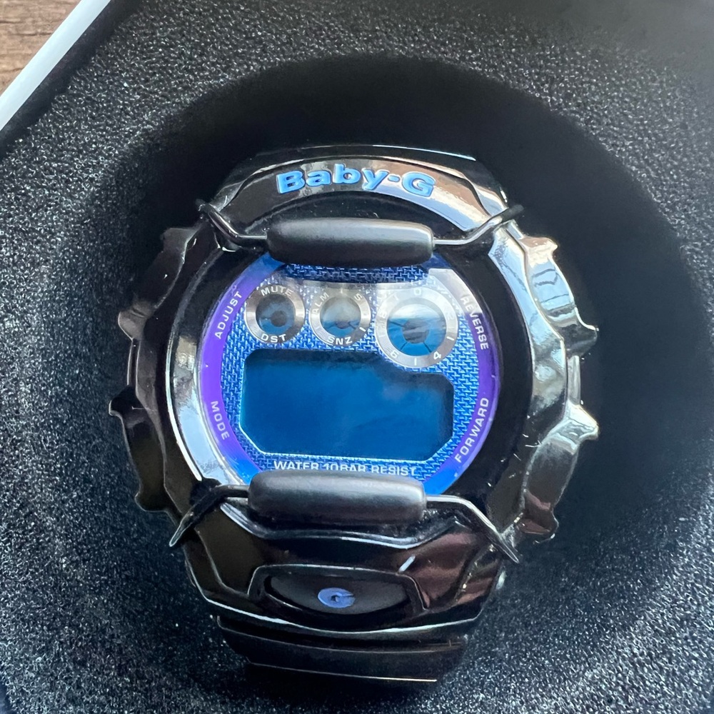 Casio BABY G BG1006 SA BLUE DIAL BLACK DIGITAL SPORT WATCH
